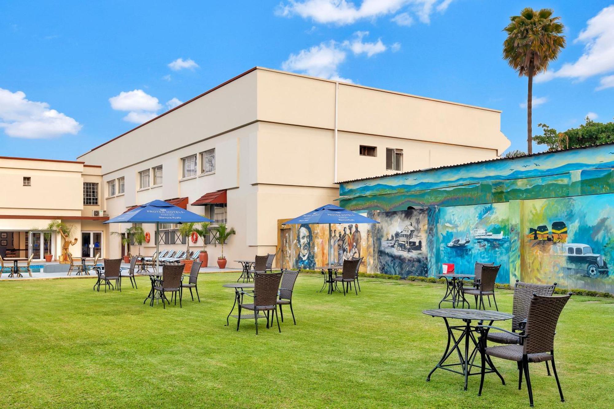 Protea Hotel By Marriott Blantyre Ryalls Kültér fotó