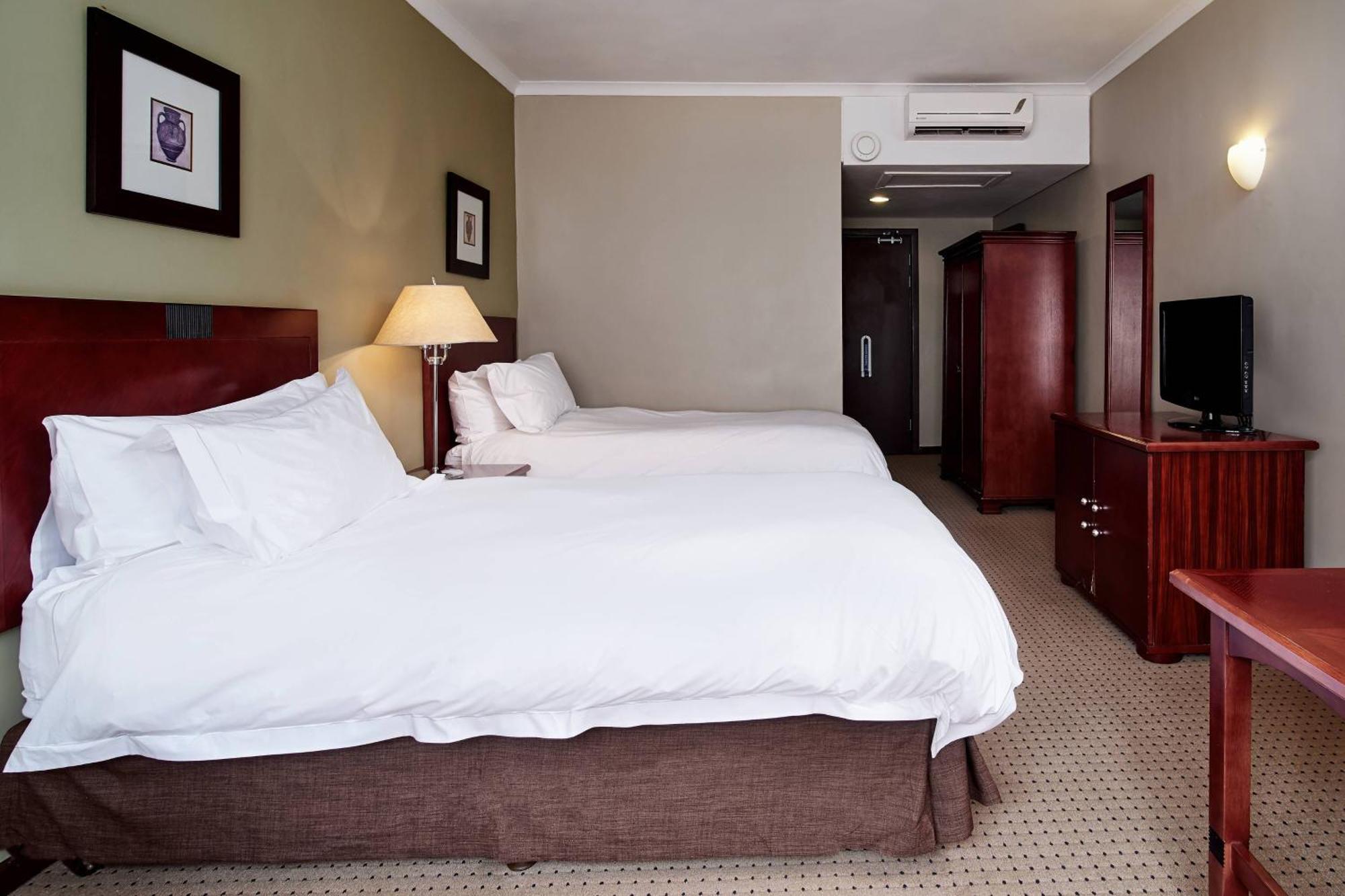 Protea Hotel By Marriott Blantyre Ryalls Kültér fotó