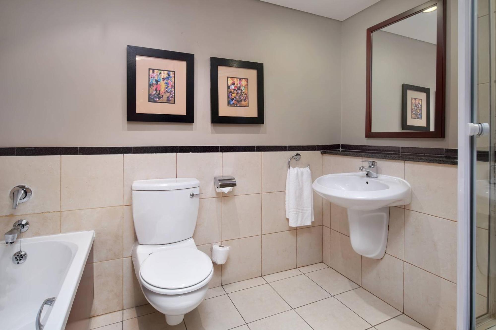 Protea Hotel By Marriott Blantyre Ryalls Kültér fotó